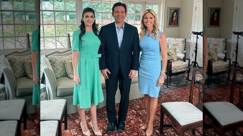 Casey DeSantis, Ron DeSantis, and Ainsley Earhardt pose together in Florida (2023)