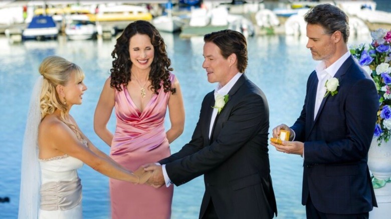 Wedding in Cedar Cove