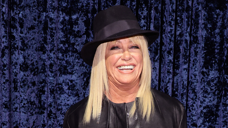 Suzanne Somers smiling