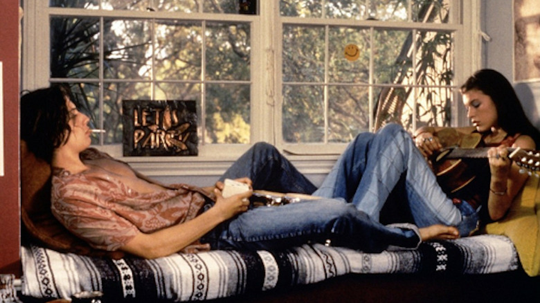 Milla Jovovich and Shawn Andrews in Dazed and Confused