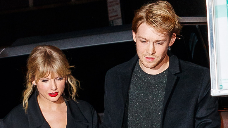 Taylor Swift and Joe Alwyn walking together