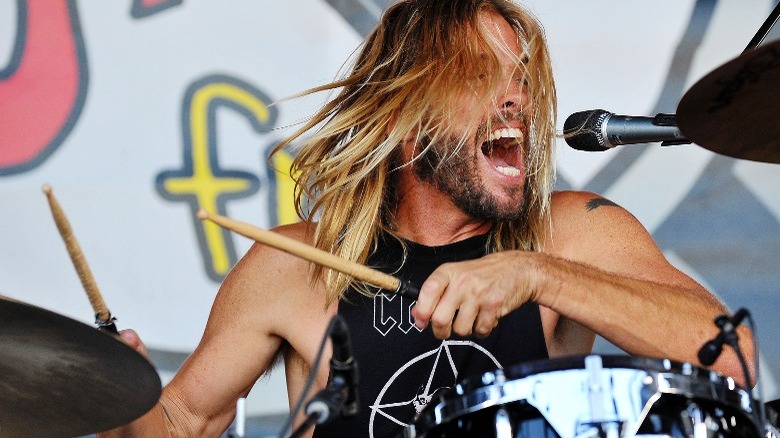 Taylor Hawkins playing the drums