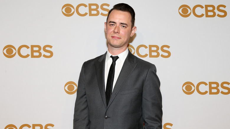 Colin Hanks posing