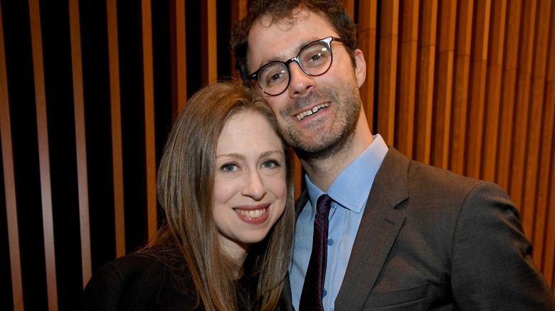 Chelsea Clinton and Marc Mezvinsky smiling together