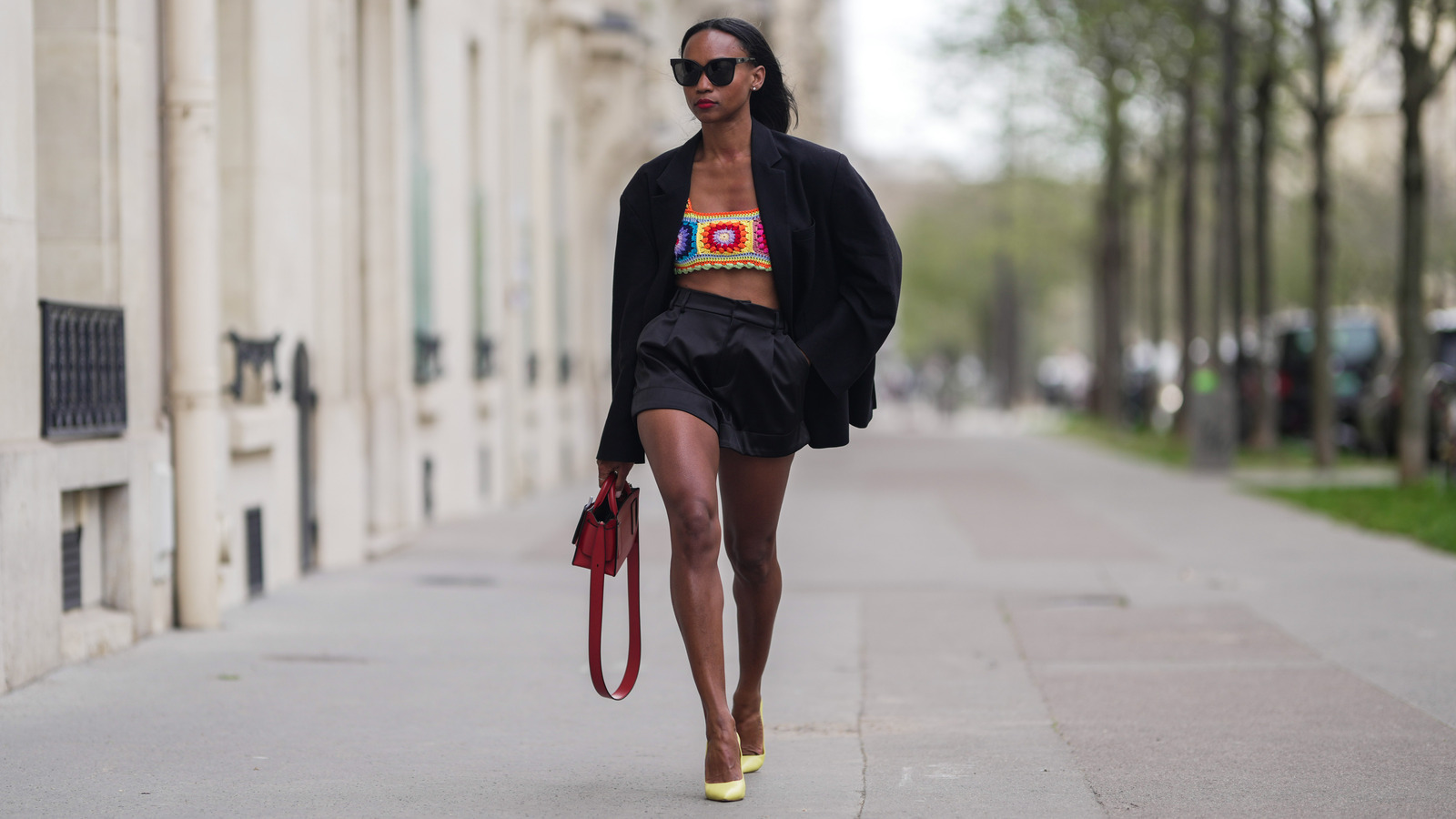 Chic Ways To Wear Shorts In Spring 2023