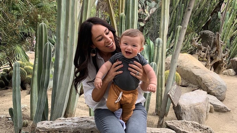 Joanna and Crew Gaines smiling