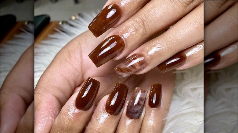 Chocolate marble accent nail manicure