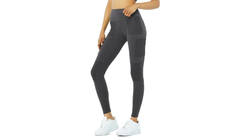 Choosing The Right Pair Of Yoga Pants That Work For You