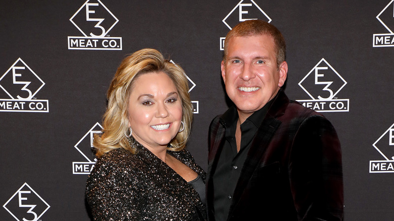 Todd and Julie Chrisley posing for picture