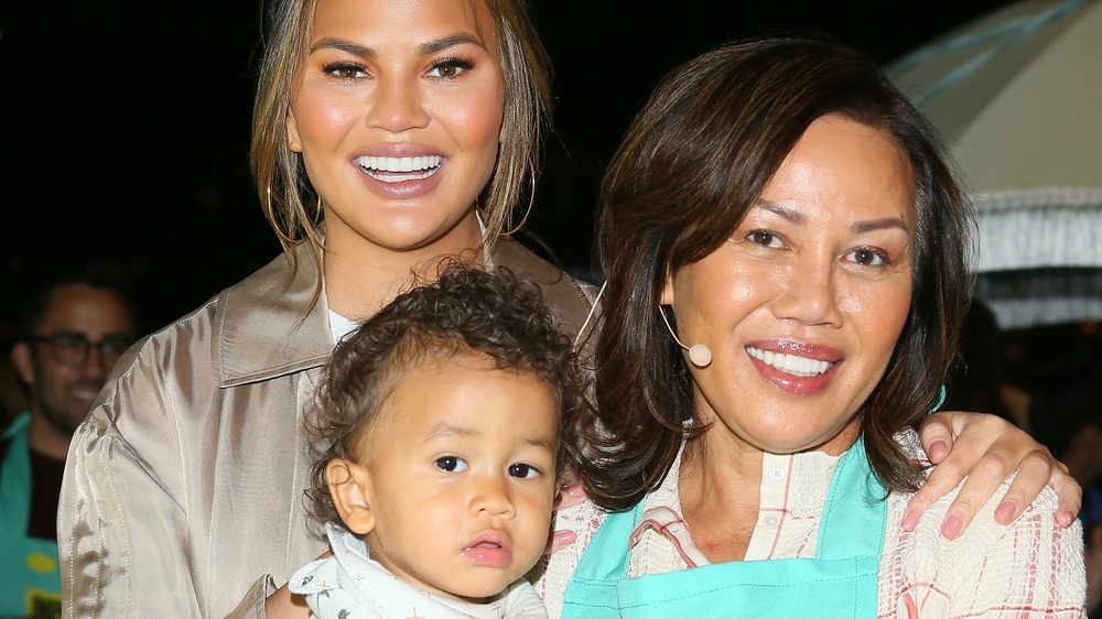 Chrissy Teigen Opens Up About Living With Her Mom