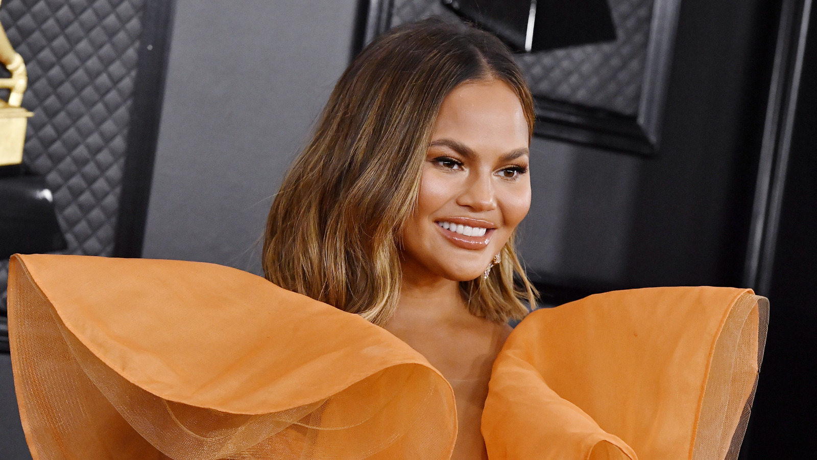 Chrissy Teigen Reveals The Unexpected Way She Just Lost A Tooth