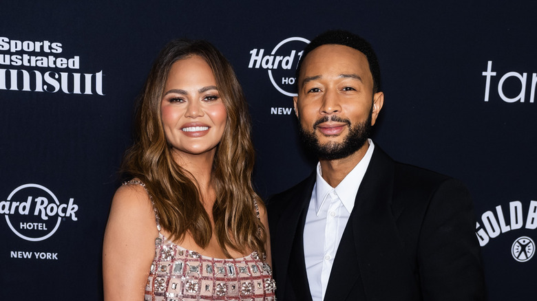 Chrissy Teigen and John Legend on the red carpet