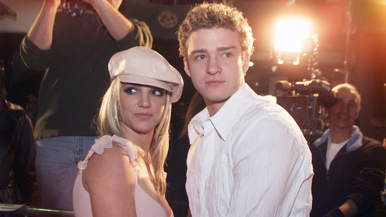 Justin Timberlake and Britney Spears posing for photos