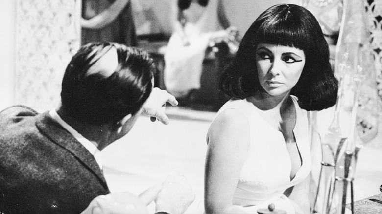 Elizabeth Taylor on Cleopatra film set