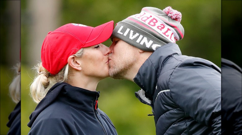 Zara and Mike Tindall kissing