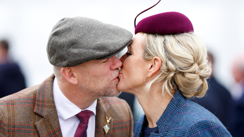 Zara Tindall and Mike Tindall kissing