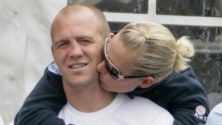 Zara Tindall Mike Tindall kissing