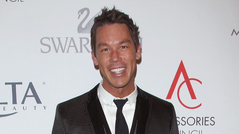 David Bromstad posing