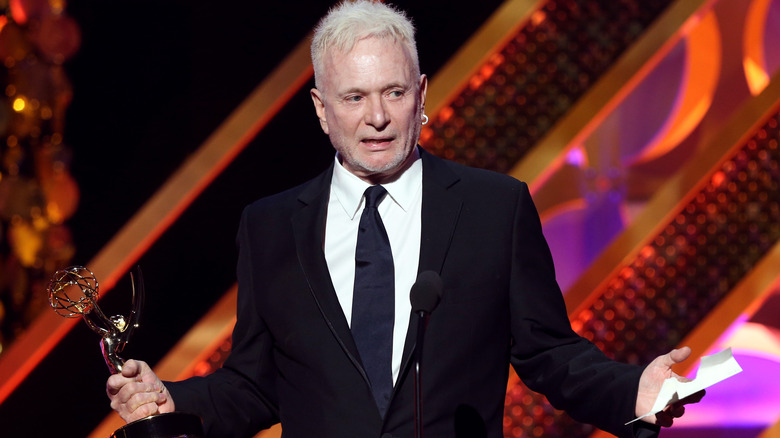 Anthony Geary accepting Emmy award