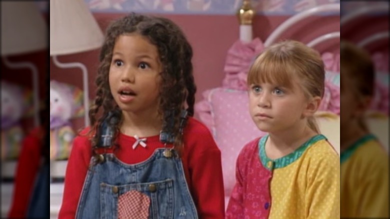 young Jurnee Smollett as Denise with Michelle on Full House