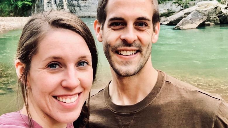 Jill Duggar Dillard Derick Dillard smiling