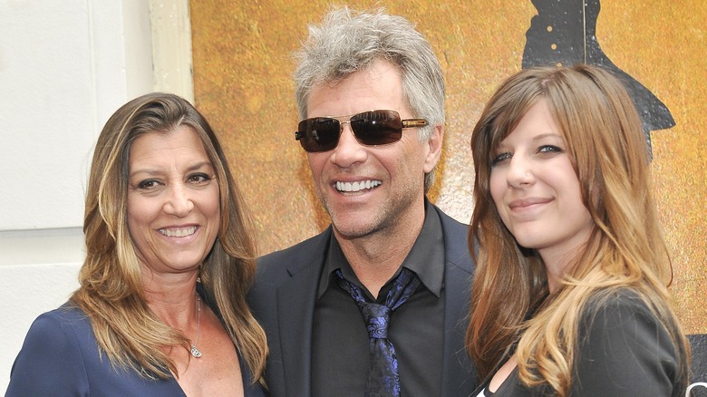 Jon Bon Jovi, Dorothea Hurley and Stephanie Bongiovi smiling