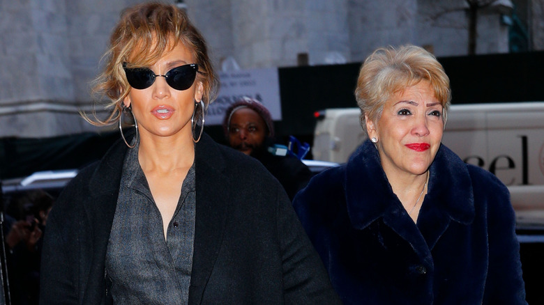 Jennifer Lopez and her mother Guadalupe Rodriguez walk around New York together in December 2018