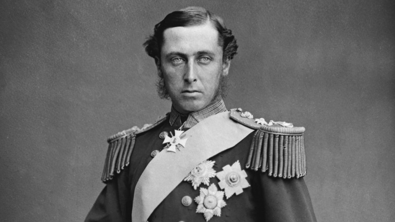 Prince Alfred posing in military regalia 