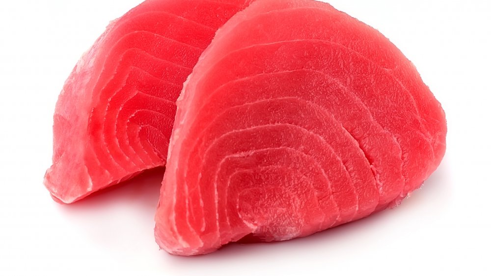 Sliced tuna