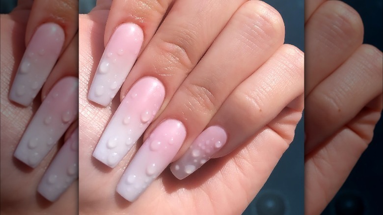 Milk bath dewdrop nail trend