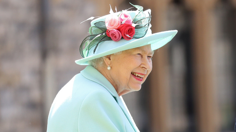 Queen Elizabeth II in mint