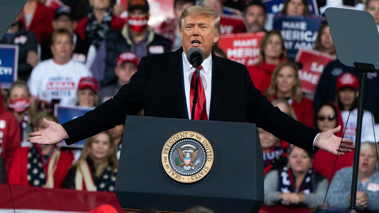 Donald Trump at a rally in Valdosta, Georgia