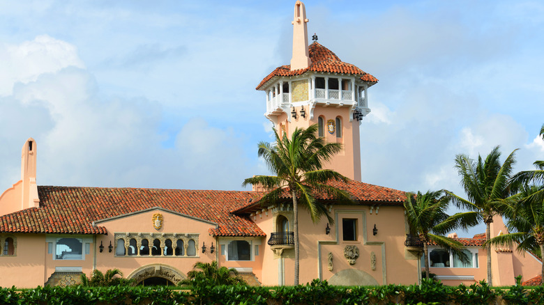 File: Exterior, Mar a Lago