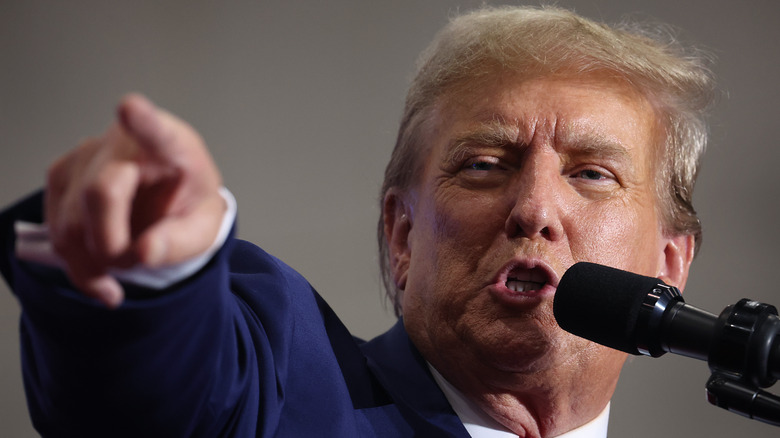 Donald Trump talking while pointing a finger