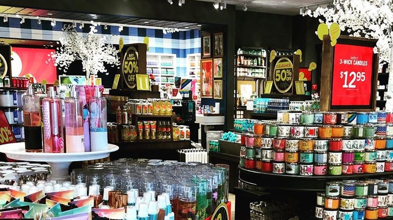 Bath & Body Works store