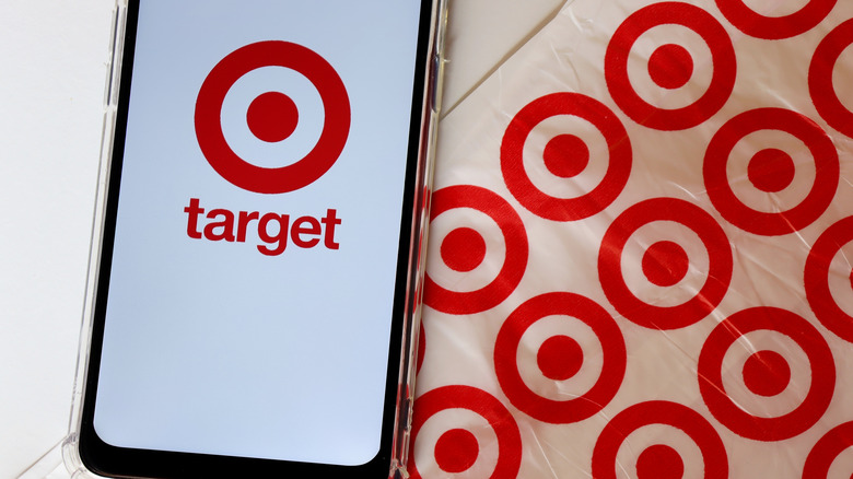 Target app next to Target bag