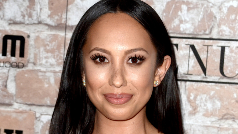 Cheryl Burke wearing natural makeup 