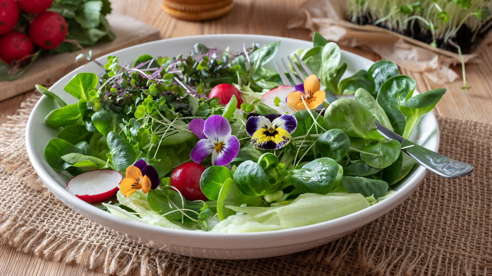 Edible Flowers You Need To Try For Better Gut Health