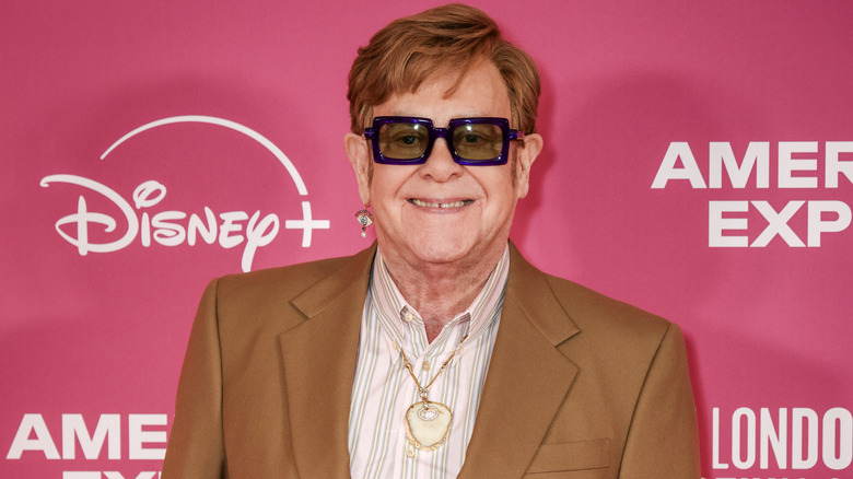 Elton John's Many Health Issues Over The Years, Explained