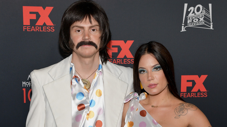 Evan Peters and Halsey as Sonny and Cher