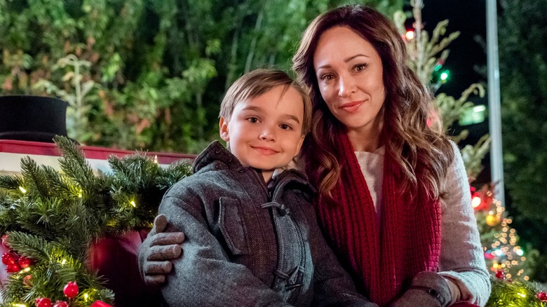 Autumn Reeser on set in Bramble House Christmas