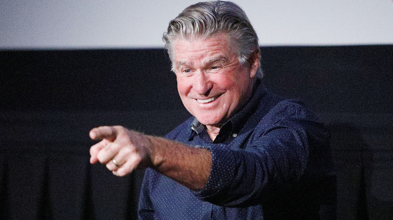 Treat Williams pointing