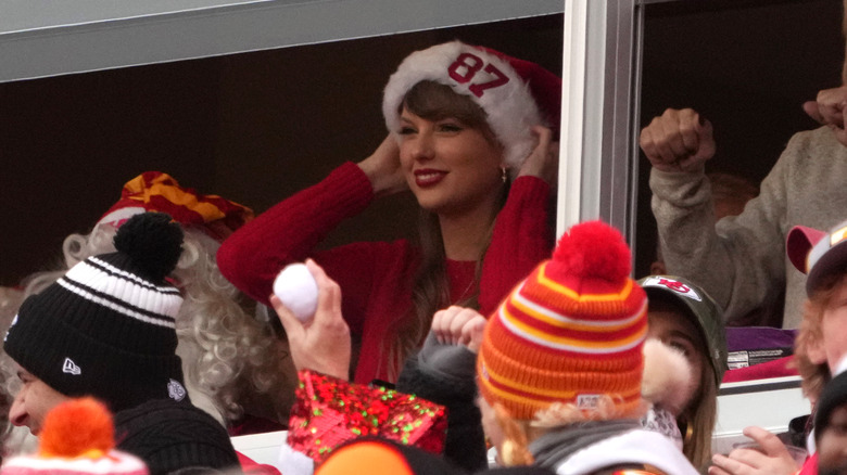 Taylor Swift watching a Kansas City Chiefs game