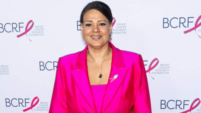 Sara Sidner attends the 2024 BCRF Hot Pink Party at The Glasshouse