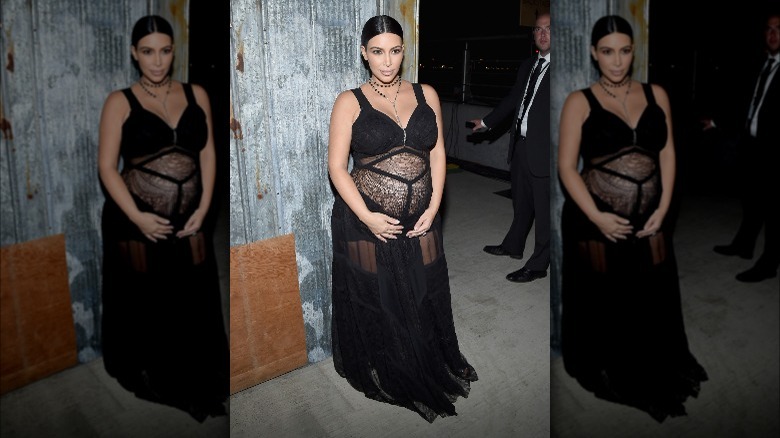 pregnant Kim Kardashian in 2015