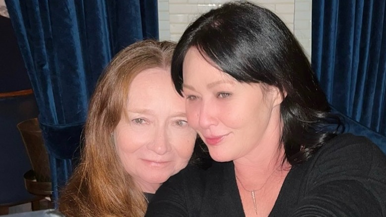 Shannon Doherty and Rosa Doherty smiling