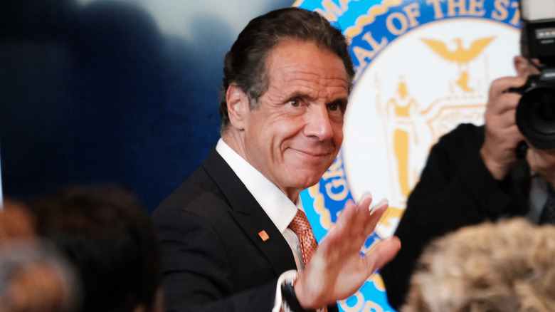 Andrew Cuomo waving to the crowd