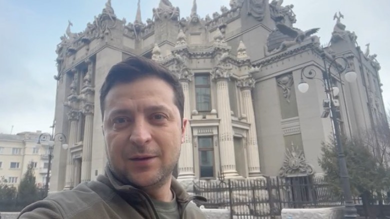 Volodymyr Zelenskyy taking a selfie  