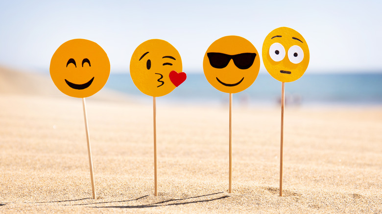 Emoji printable cutouts