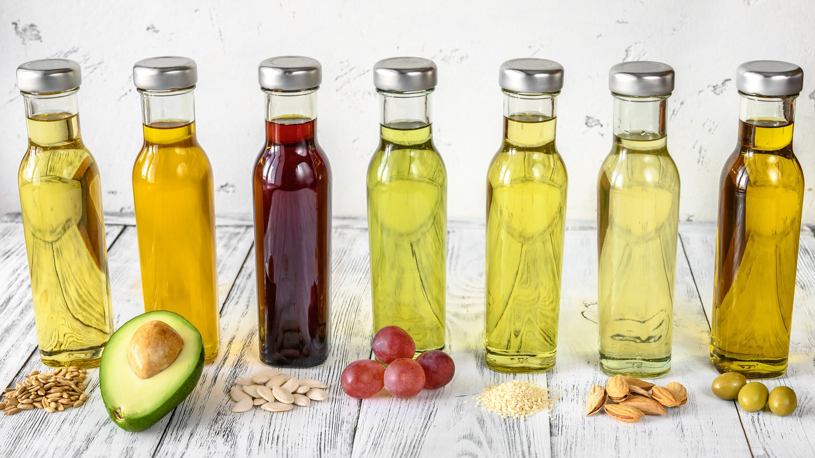 Everything You Need To Know About Cooking With Neutral Oils